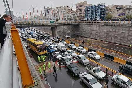 پرتصادف ترین بزرگراه های تهران هنگام بارندگی کدام است؟ پرتصادف ترین بزرگراه های تهران هنگام بارندگی کدام است؟