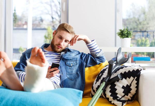 با عصای طبی چگونه سفر کنید؟